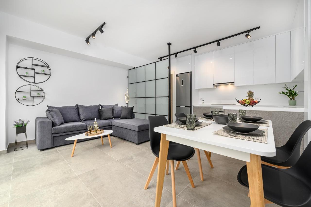 Aetherius Executive 5 Min To Apartment